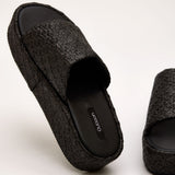 VEDA PLATFORM SLIDES IN BLACK