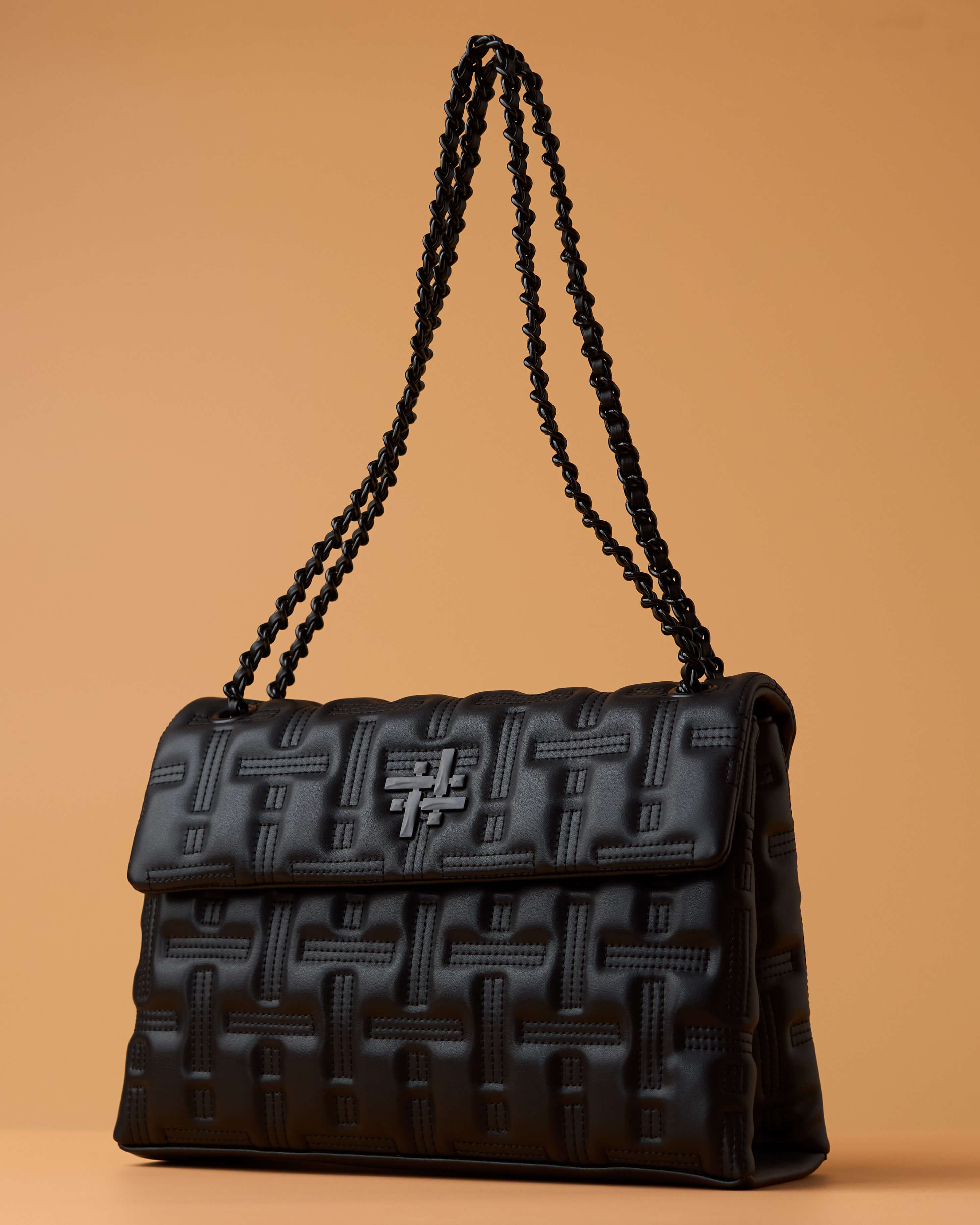 ZOYA FLAP BAG IN BLACK (LARGE)