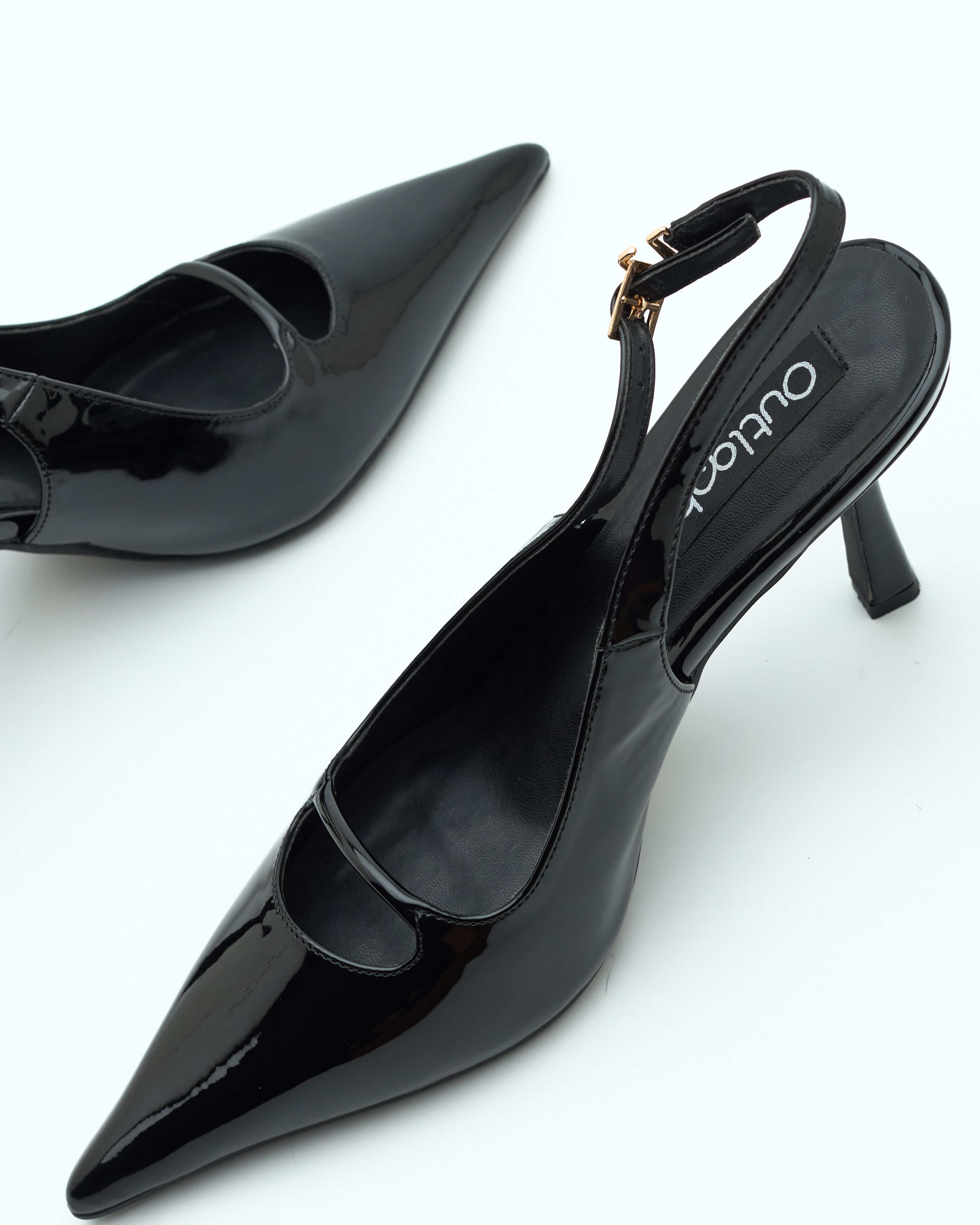 ETHEREAL HEELS IN BLACK